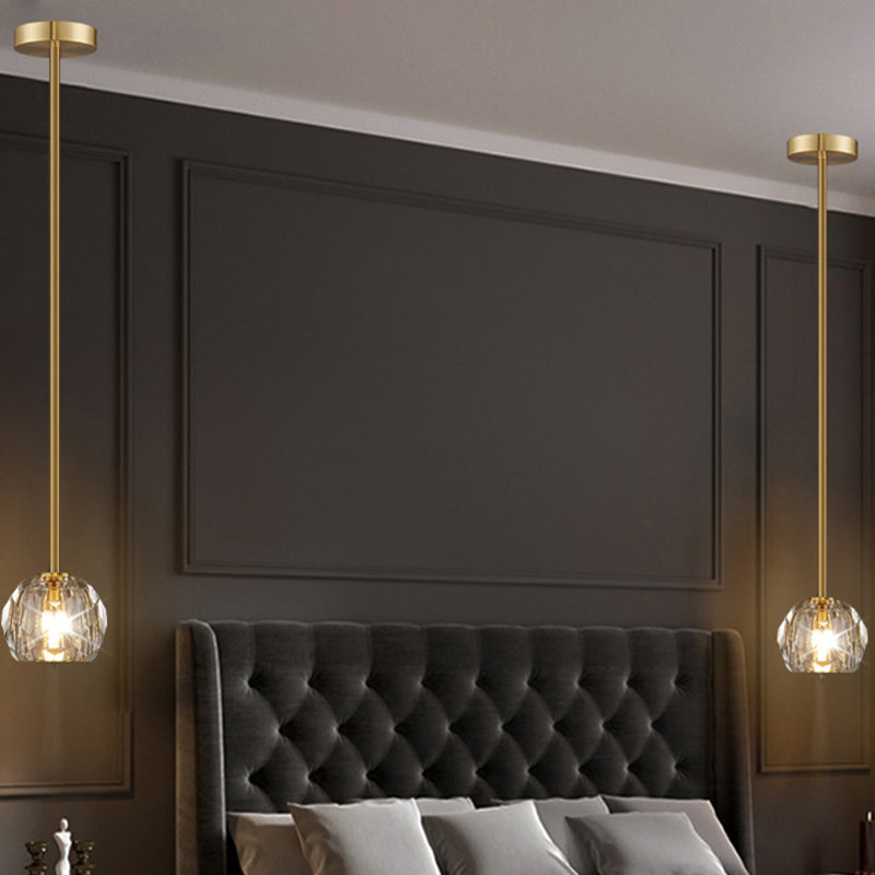 1 Lichthängeleuchte moderne Globus-Federlampe mit klarem Kristallschatten