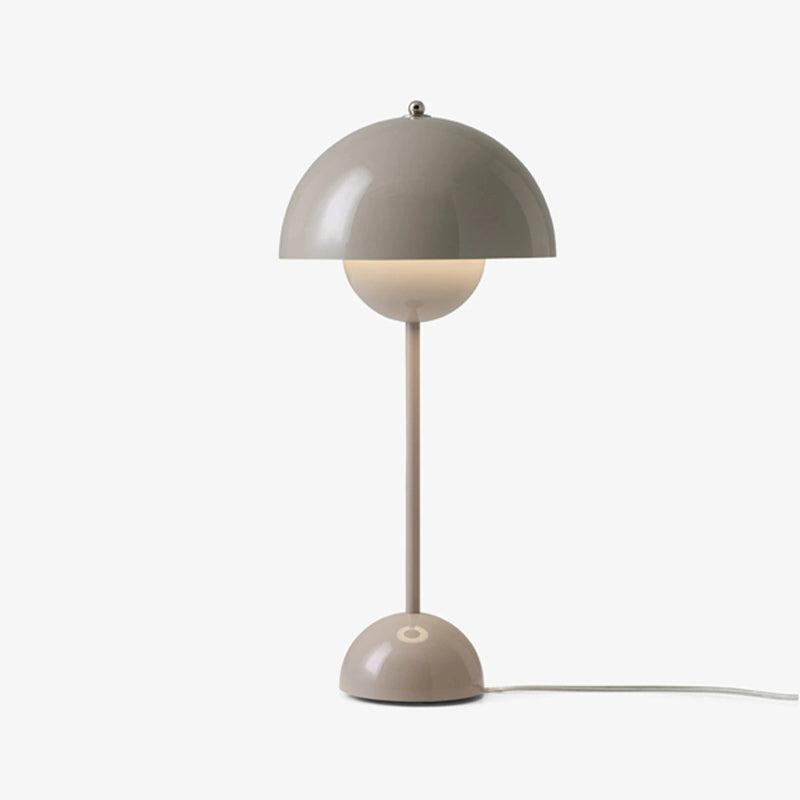 Lampada da tavolo Macaron Style Nordic Lights moderno scrivania per studiare la camera da letto per bambini