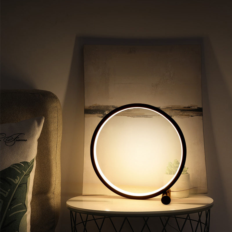 Lampada da tavolo circolare in alluminio Lampada da scrivania Nordic Touching Switch a 1 luce per camera da letto