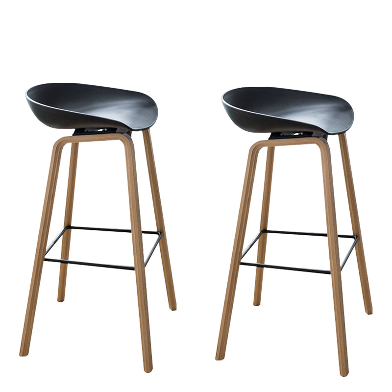 Modern Plastic Counter Stool Footrest Low Back Bucket Coffee Shop Bar Stool with Wood Legs