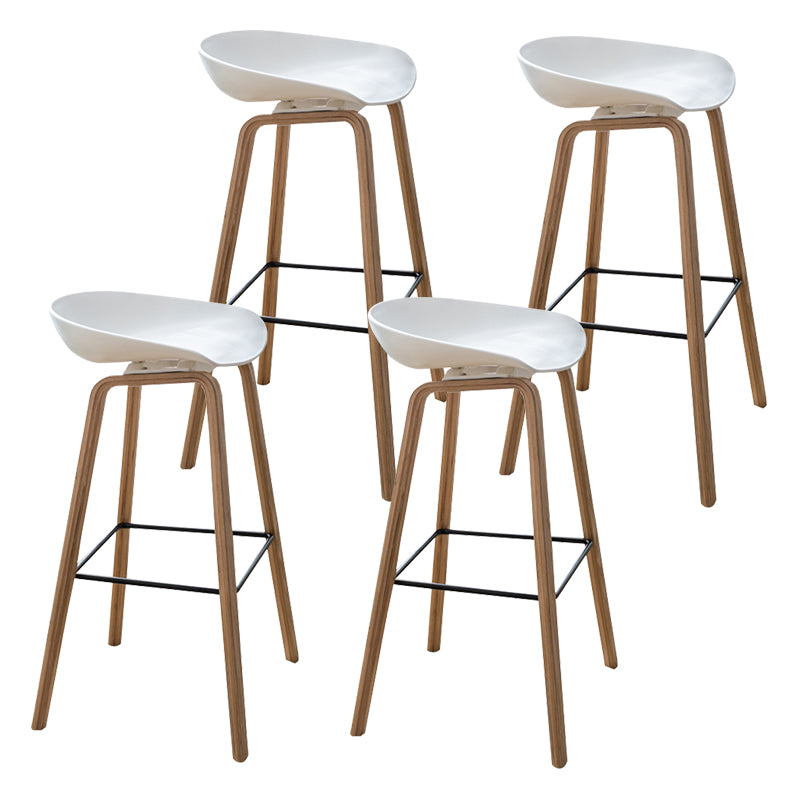 Modern Plastic Counter Stool Footrest Low Back Bucket Coffee Shop Bar Stool with Wood Legs