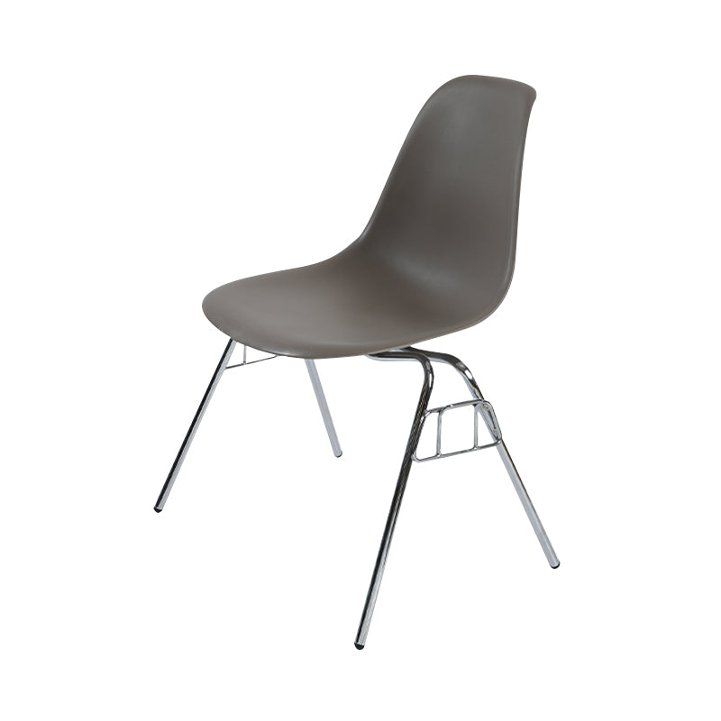 Moderne Metall Dining Armless Stuhl Plastik Essneitenstuhl für das Restaurantgebrauch