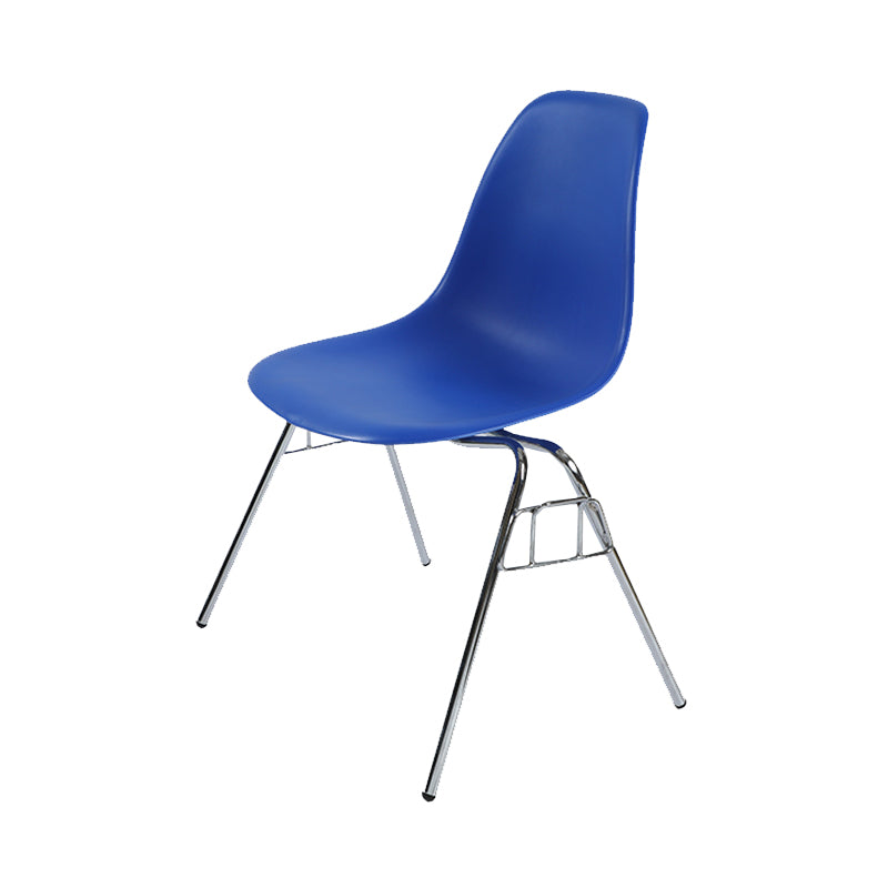 Moderne Metall Dining Armless Stuhl Plastik Essneitenstuhl für das Restaurantgebrauch