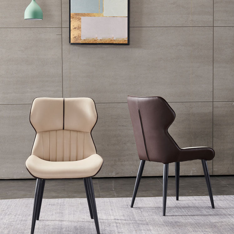 Sillones Parsons contemporáneos Sillas decorativas y de comedor curvas de cuero