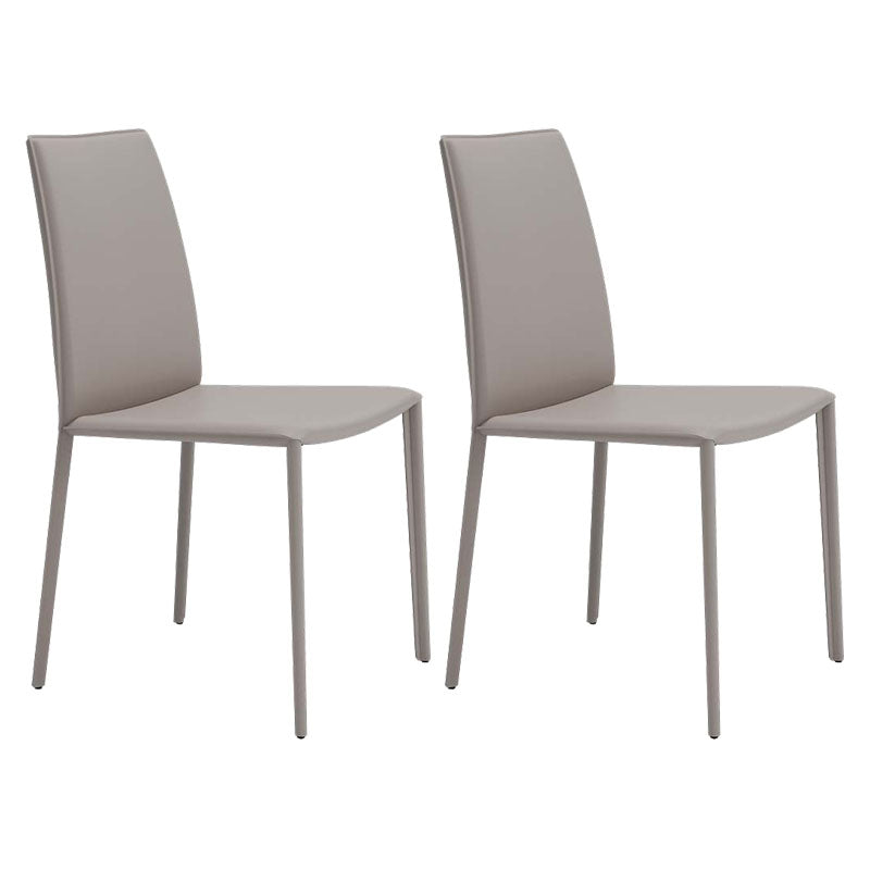Chaise de salle à manger incurvée en cuir contemporaine, chaise Parsons pour brasserie