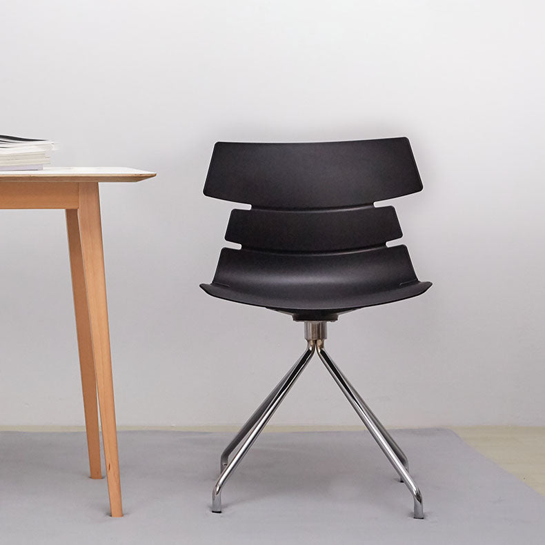 Silla lateral de plástico contemporánea Silla de comedor con respaldo sólido para restaurante