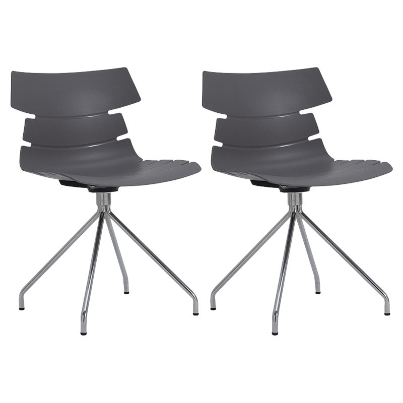 Silla lateral de plástico contemporánea Silla de comedor con respaldo sólido para restaurante