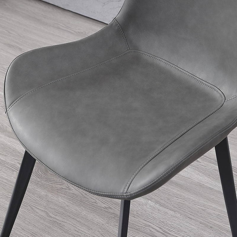 Chaise de salle à manger incurvée en cuir moderne, finition mate, chaise Parsons pour brasserie