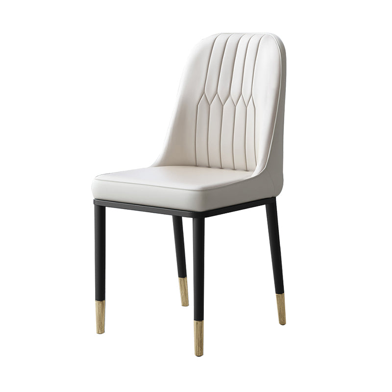 Chaises de salle à manger et d'appoint courbées en cuir contemporaines Parsons Chairs
