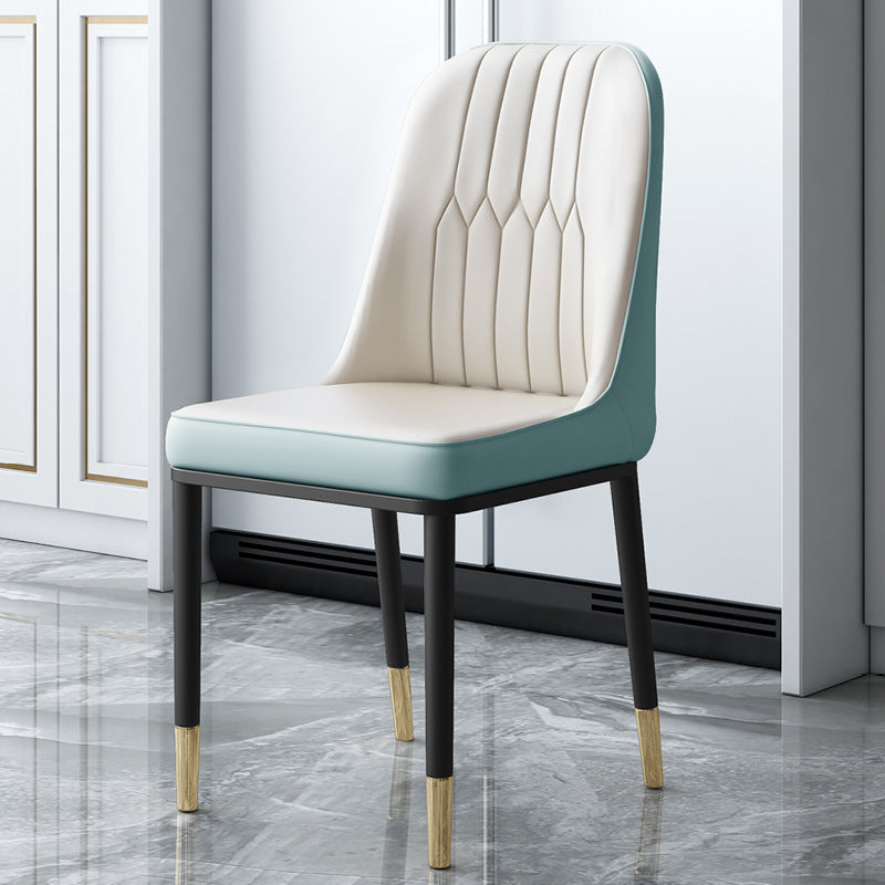 Chaises de salle à manger et d'appoint courbées en cuir contemporaines Parsons Chairs