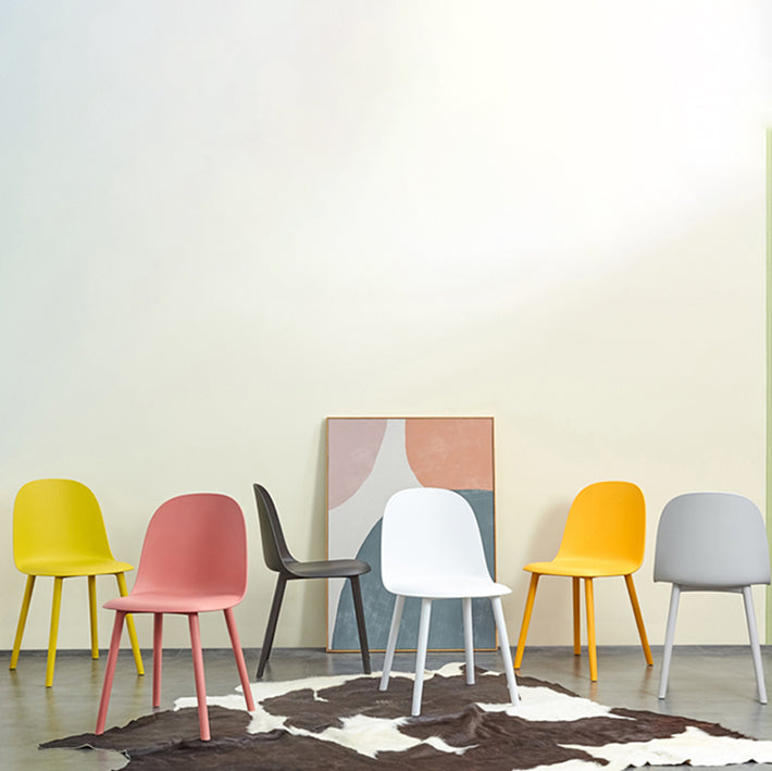 Sillas laterales de plástico Glam para interiores y exteriores, silla con respaldo sólido
