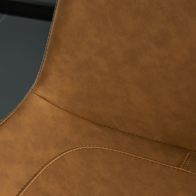 Moderner Parsons Side Stuhl Matte Finish Lederkrümmungsstuhl für Brasserie