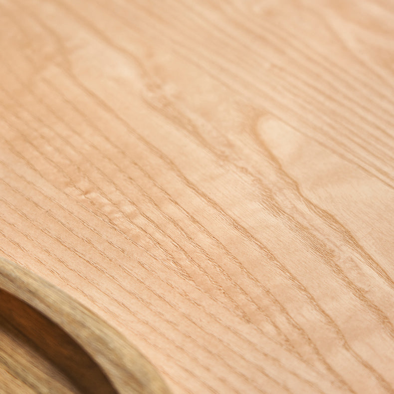 Eschenholz-Massivholz-Esstisch, Holzfarbe, Schlichtheit, fester Tisch für das Esszimmer