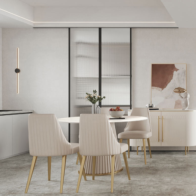 Runder Stein-Esstisch im Luxus-Stil mit Sockel, lässige Möbel für Zuhause