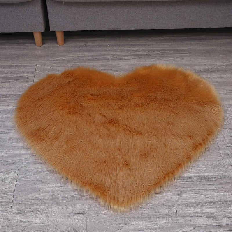 Tapis en peluche en forme de cœur tapis lavable de machine sans glissement convivial pour la maison