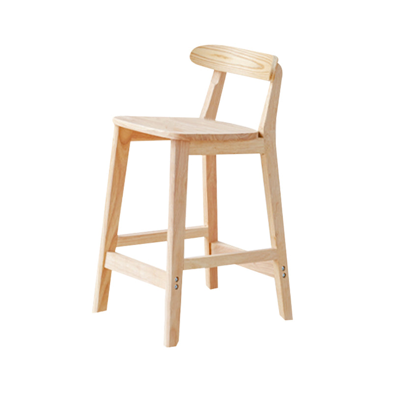 Tabouret de bar industriel à dossier bas en bois, haut et simple d'intérieur avec siège carré