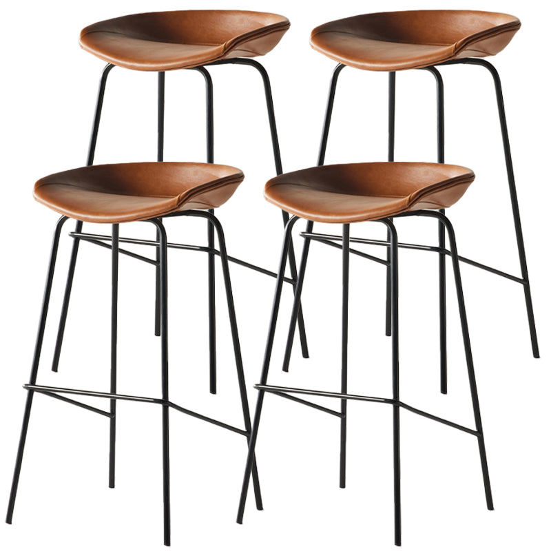 Scandinavian Metal Black Counter Stools Bucket Seat Bar Stools with Footrest
