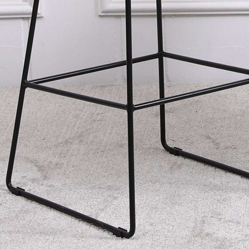 Moderne Rückenlehne Armless Counterhocker Steel Café Barhocker mit Lederkissen