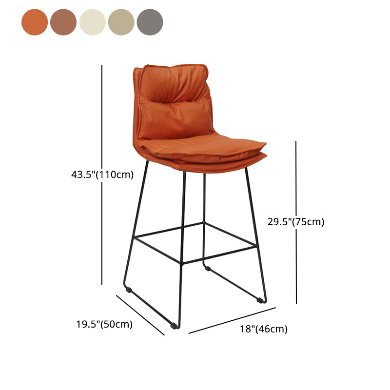 Moderne Rückenlehne Armless Counterhocker Steel Café Barhocker mit Lederkissen