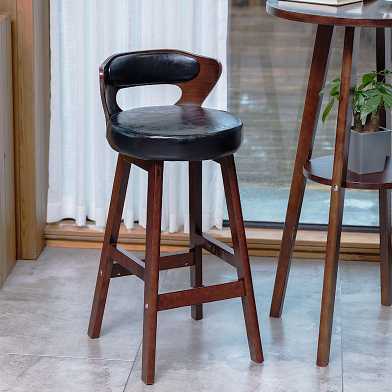 Sgabelli da bar rotondi di sgabelli rotondi marroni in legno scandinavo con poggiapiedi