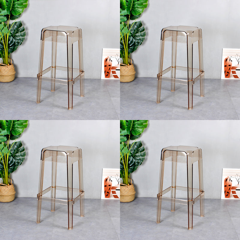 Taburete de bar apilable de plástico nórdico, taburete alto para interiores simples con asiento cuadrado