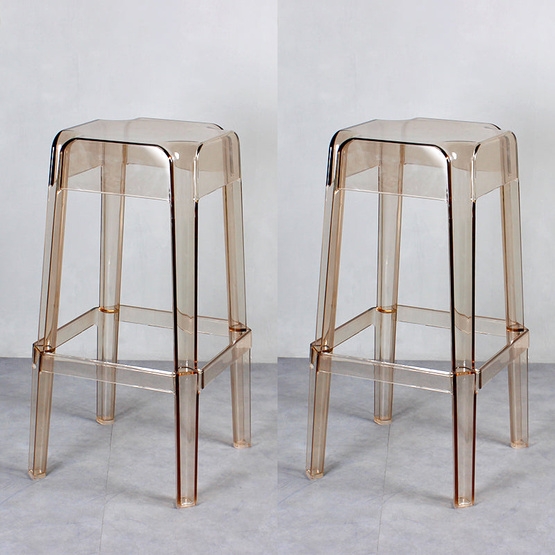 Taburete de bar apilable de plástico nórdico, taburete alto para interiores simples con asiento cuadrado