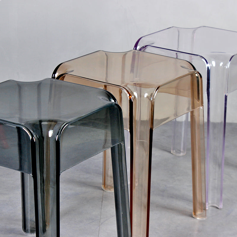 Taburete de bar apilable de plástico nórdico, taburete alto para interiores simples con asiento cuadrado
