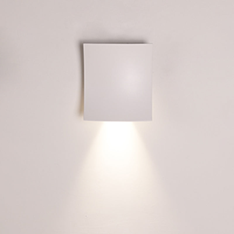 1 Light Metal Wall Light Modern Style Square Shape Wall Mount Light Fixture in White
