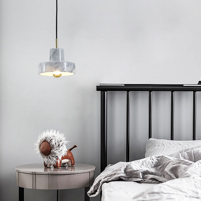 Faut de goutte en forme de grange en marbre Minimaliste d'éclairage en suspension blanc