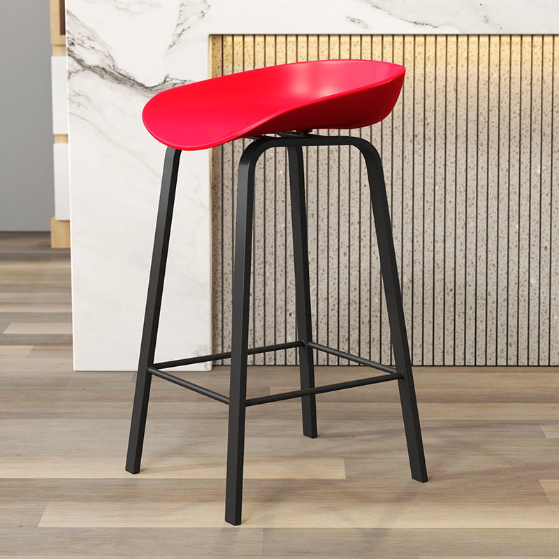 Taburete de bar con respaldo bajo y reposapiés moderno, cubo de plástico para interior, taburete de altura contraria