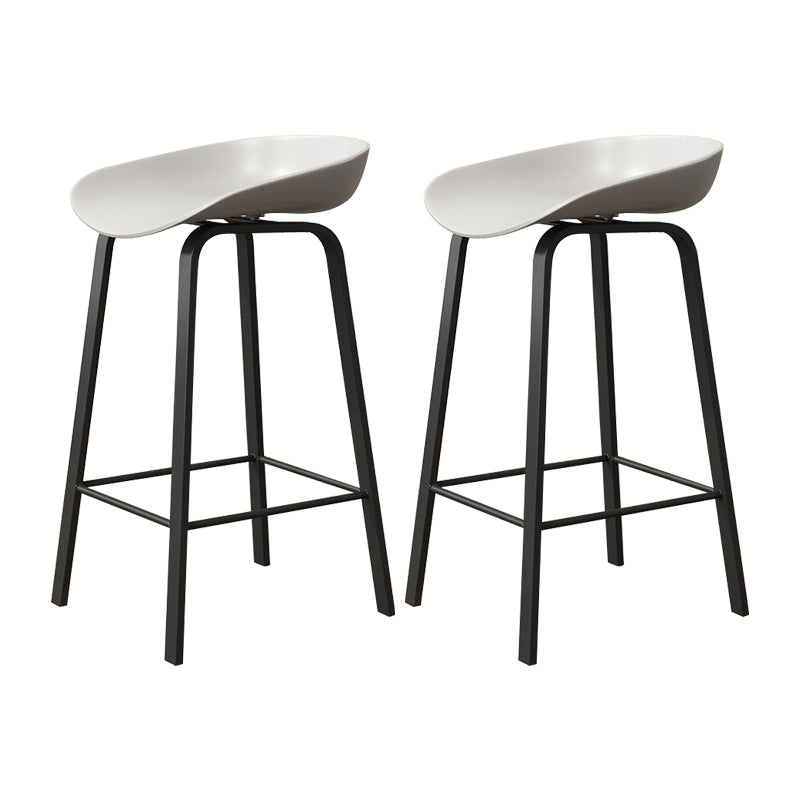 Taburete de bar con respaldo bajo y reposapiés moderno, cubo de plástico para interior, taburete de altura contraria