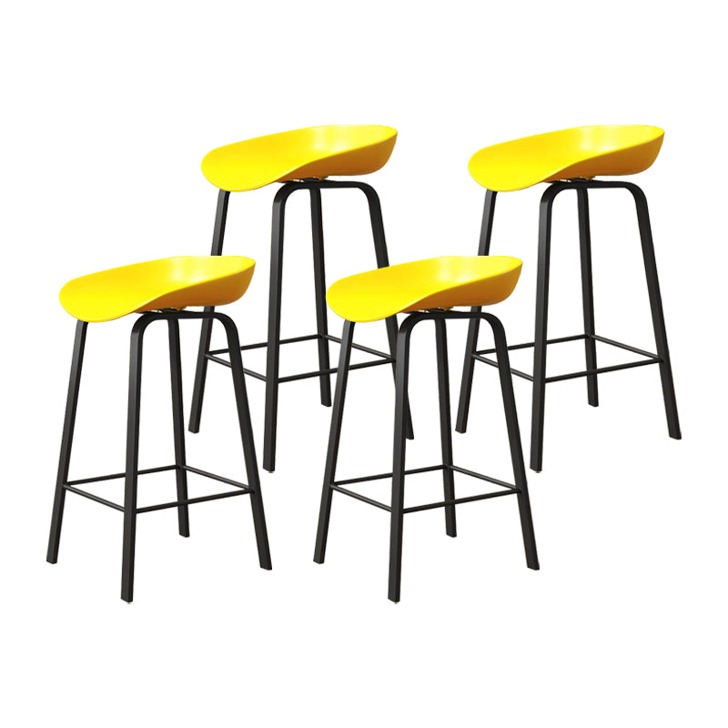 Taburete de bar con respaldo bajo y reposapiés moderno, cubo de plástico para interior, taburete de altura contraria