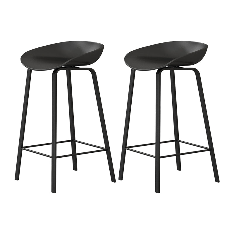 Taburete de bar con respaldo bajo y reposapiés moderno, cubo de plástico para interior, taburete de altura contraria