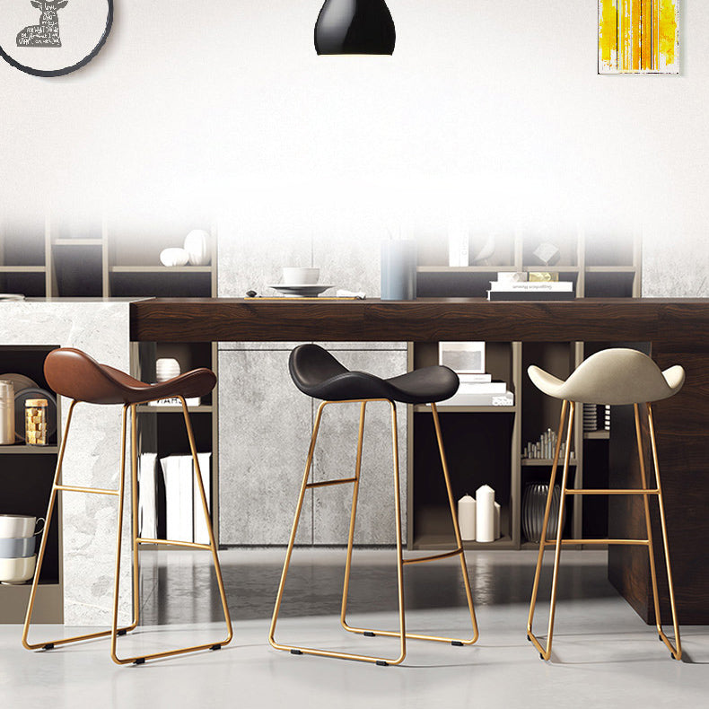 Glam Leather Bar Stools Patio Bar Stool with Iron Legs and Low Back
