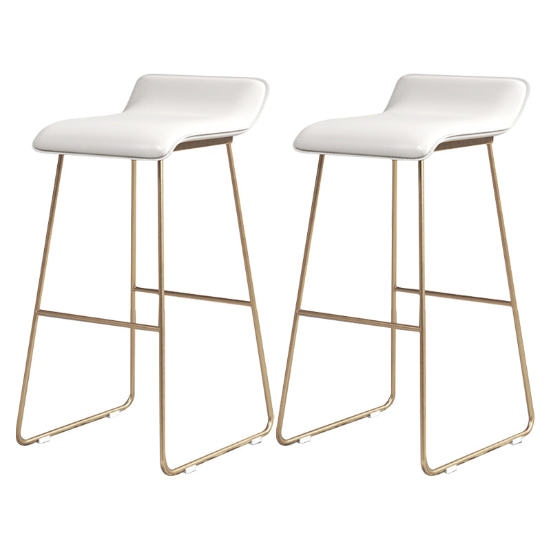 Glam Counter Barhocker, runder Barhocker, armloser Leder-Barhocker mit Fußstütze, Eisengestell
