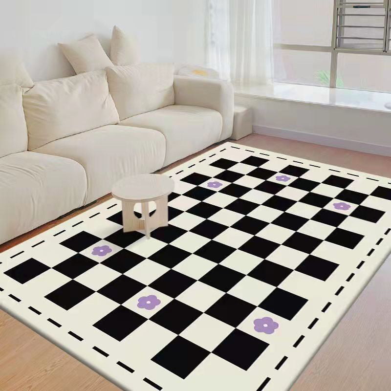 Black Modern Rug Polyester Check Pattern Rug Washable Rug for Living Room