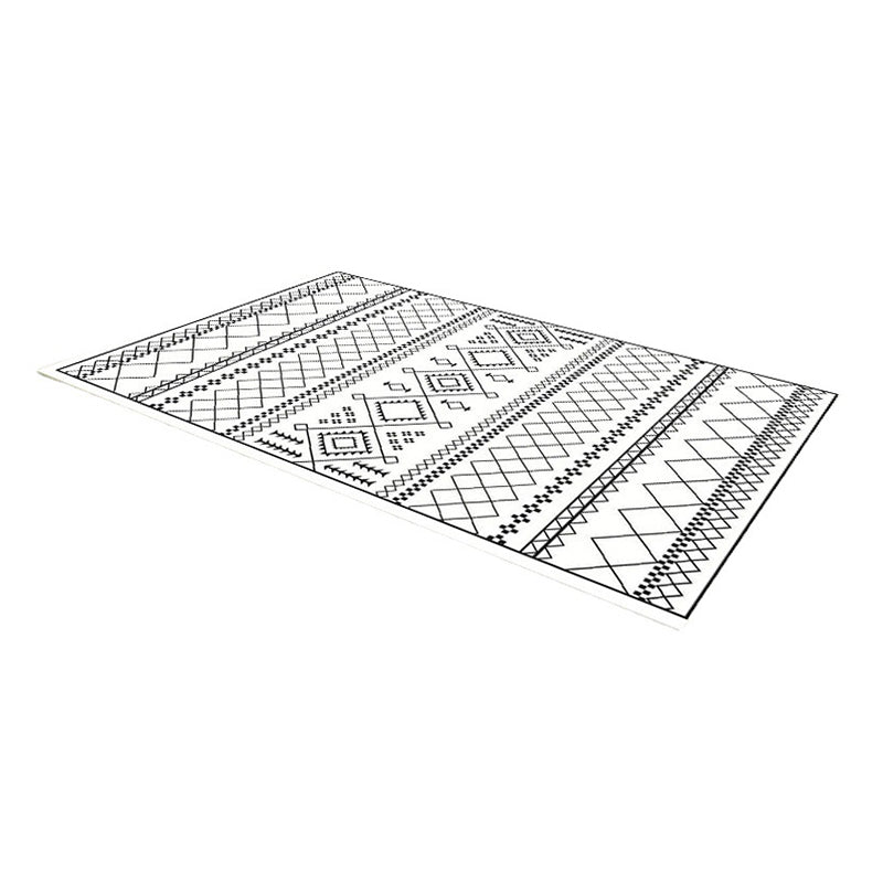 White Modern Rug Polyester Graphic Rug Stain Resistant Rug for Home Decoration
