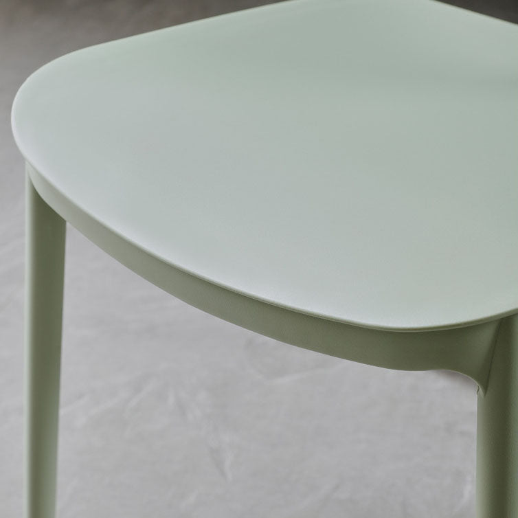 Silla de comedor plástica escandinava con parte posterior abierta y acabado mate de la silla lateral de la sala de conferencias