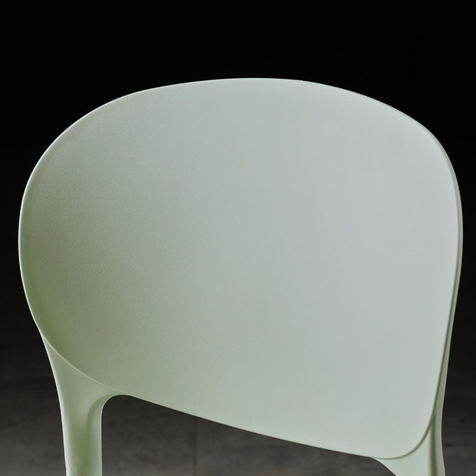 Silla de comedor plástica escandinava con parte posterior abierta y acabado mate de la silla lateral de la sala de conferencias