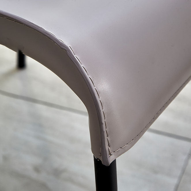 Silla de comedor contemporánea de cuero Restaurante Silla con respaldo sólido con brazo