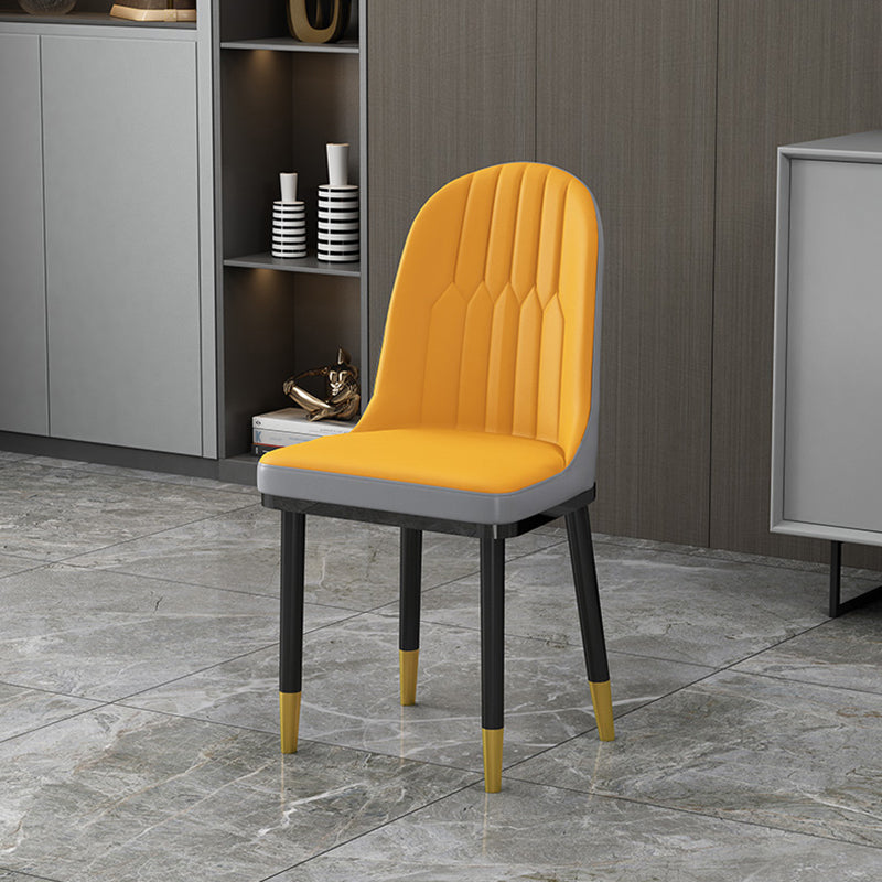 Chaises de salle à manger de style Glam Chaises Parsons sans accoudoirs avec pieds en métal