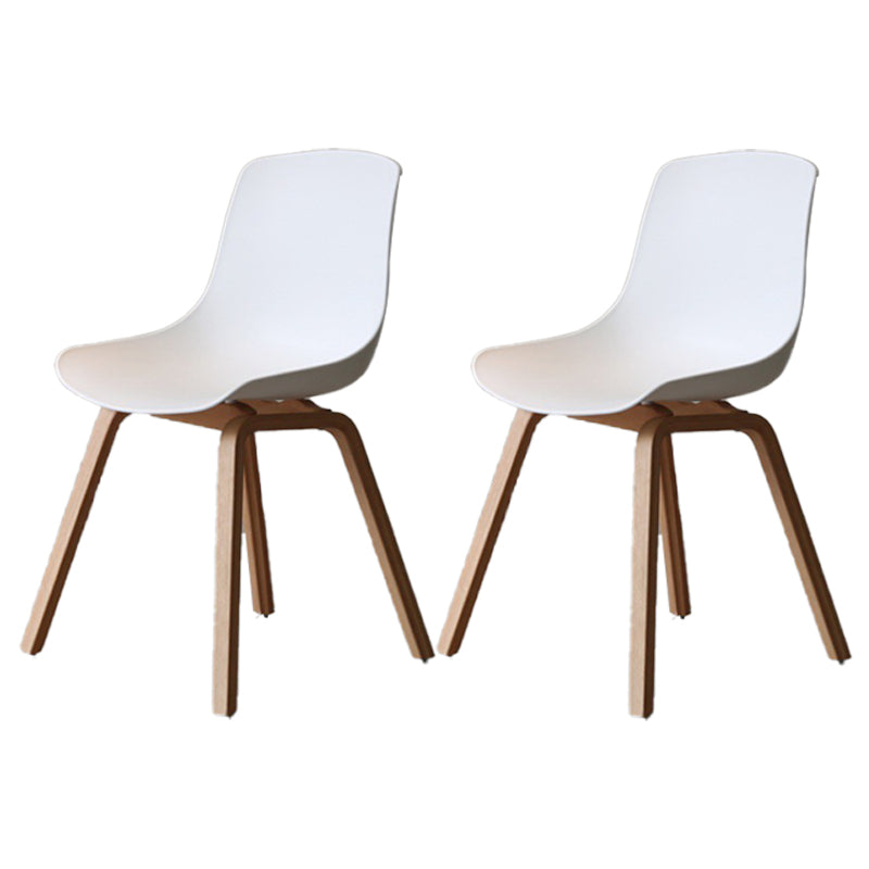 Chaise de salle à manger en bois avec finition mate, chaise latérale à dossier solide pour Restaurant scandinave