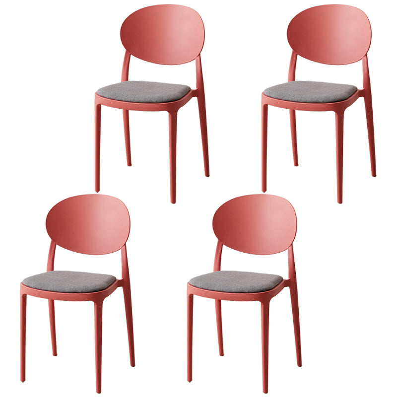 Silla de comedor de plástico escandinavo con respaldo abierto y acabado mate