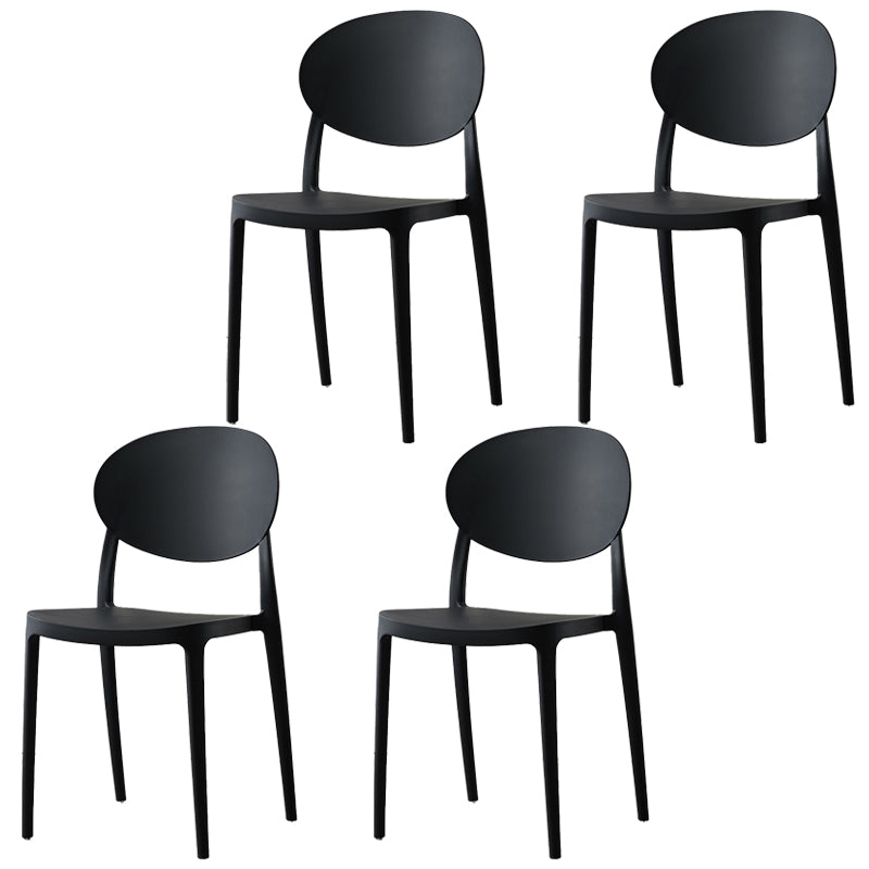 Silla de comedor de plástico escandinavo con respaldo abierto y acabado mate
