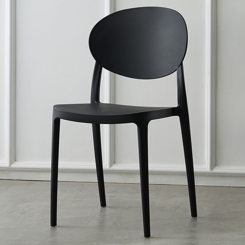 Chaise latérale de restaurant en plastique scandinave, chaise de salle à manger à dossier ouvert, finition mate