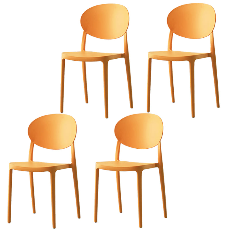 Silla de comedor de plástico escandinavo con respaldo abierto y acabado mate