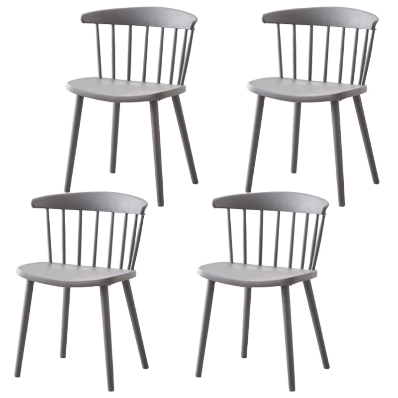Silla de comedor de plástico con acabado mate de silla lateral con respaldo de listones para el hogar escandinavo