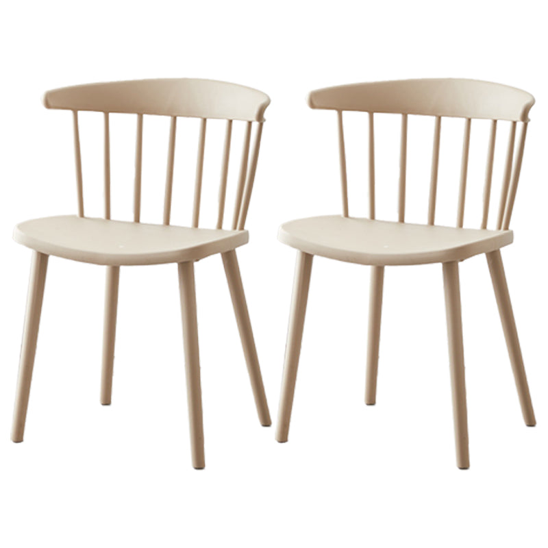 Silla de comedor de plástico con acabado mate de silla lateral con respaldo de listones para el hogar escandinavo