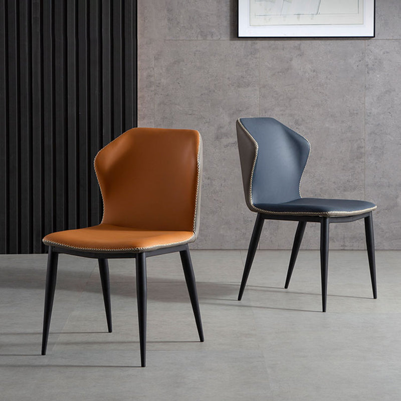 Silla moderna del comedor del metal Silla sin brazos Wingback para el restaurante
