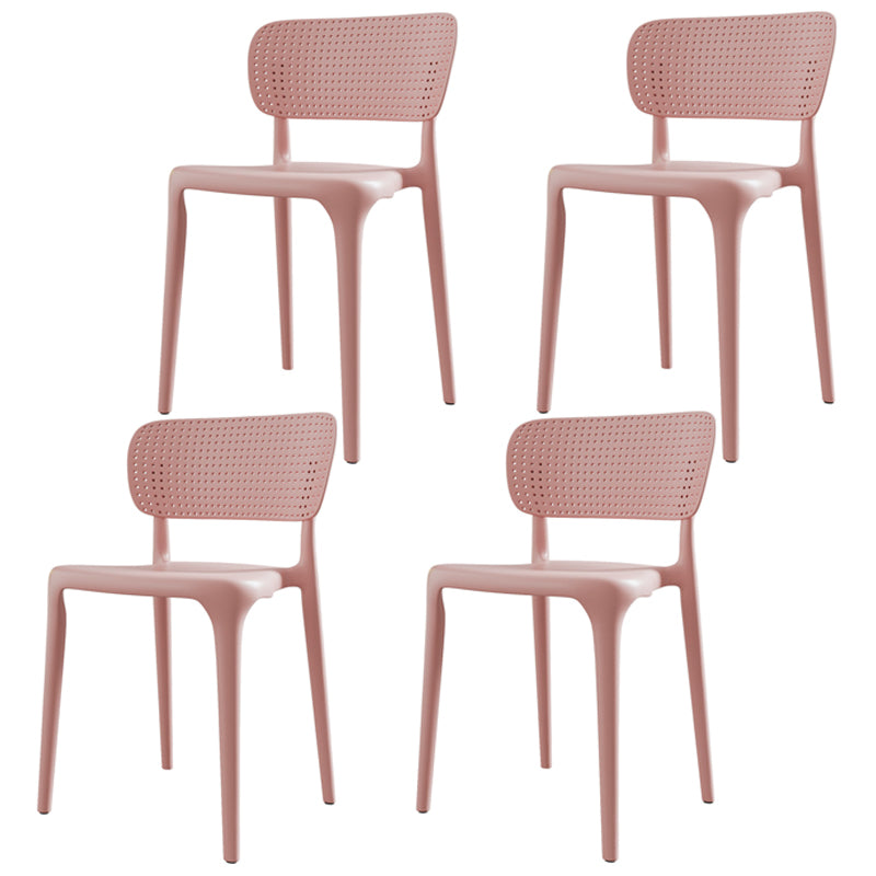 Chaise latérale en plastique contemporaine de restaurant finition mate chaise de salle à manger à dossier ouvert